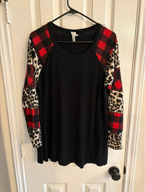Now N Forever Womens Large Black Tunic Top Buffalo Plaid Leopard Print